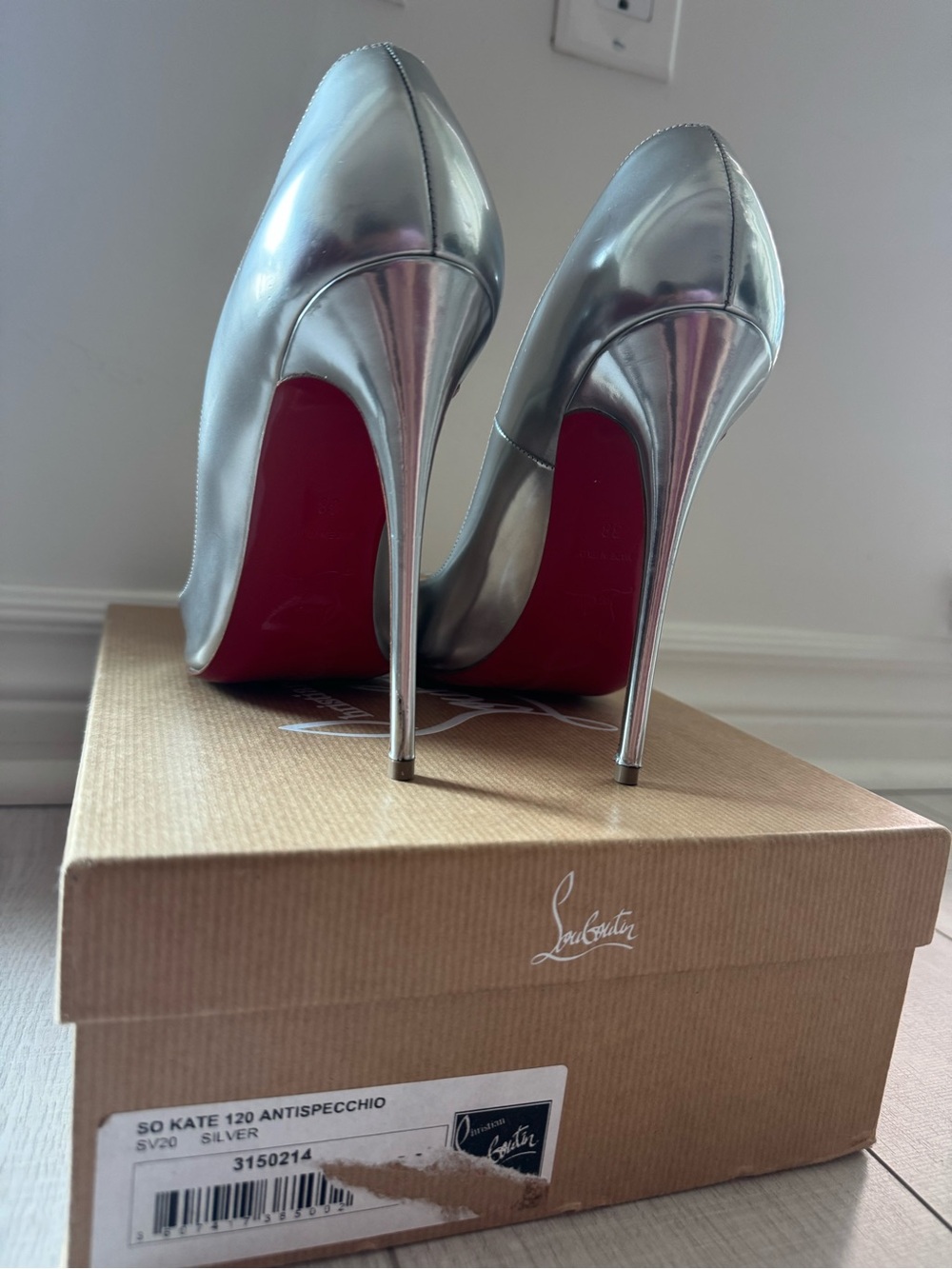 Christian Louboutin So Kate 120 Silver Sz 38 - Picture 6 of 7